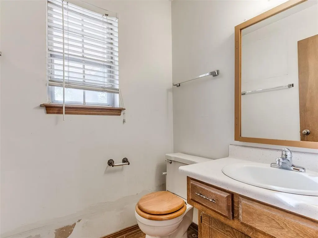 Photo 36 — 1114 N Broadview Drive, Oklahoma City, OK 73127