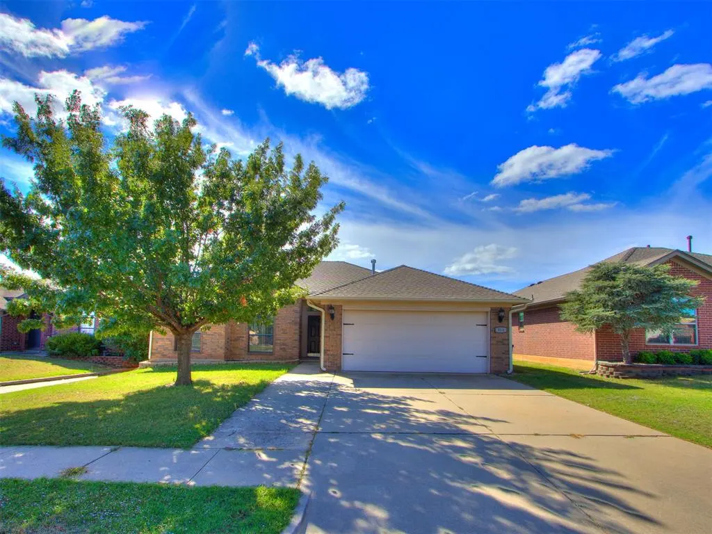 Front exterior — 316 SE 23rd Street, Moore, OK 73160