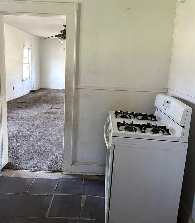 Photo 6 — 808 S Oak, Holdenville, OK 74848