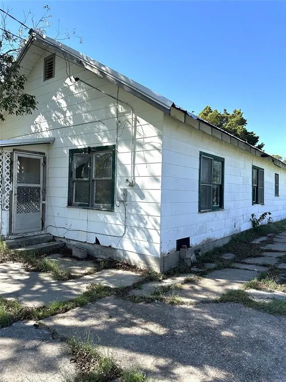 Photo 19 — 808 S Oak, Holdenville, OK 74848