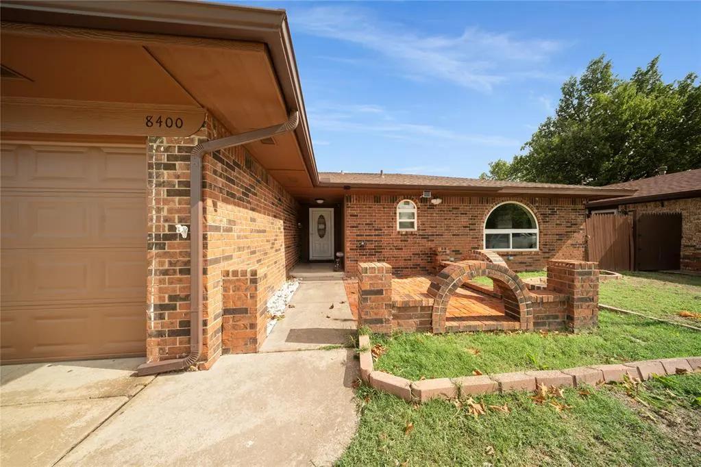 Front exterior — 8400 S Villa Avenue, Oklahoma City, OK 73159