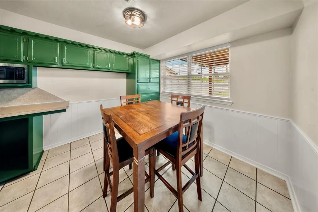Photo 4 — 8400 S Villa Avenue, Oklahoma City, OK 73159