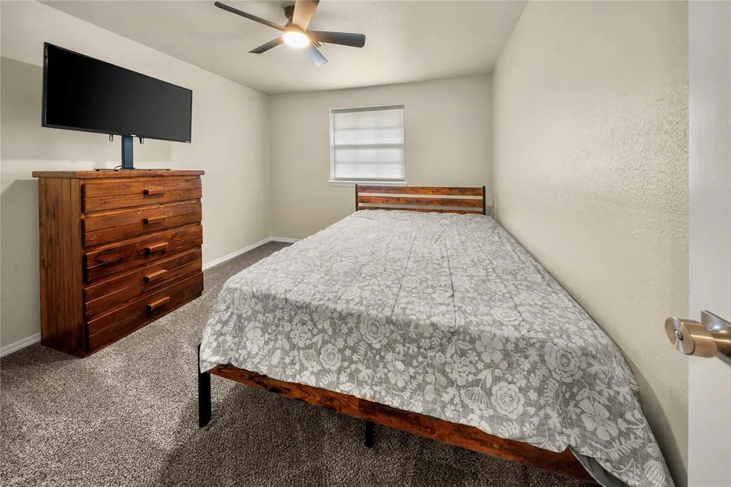 Photo 9 — 8400 S Villa Avenue, Oklahoma City, OK 73159