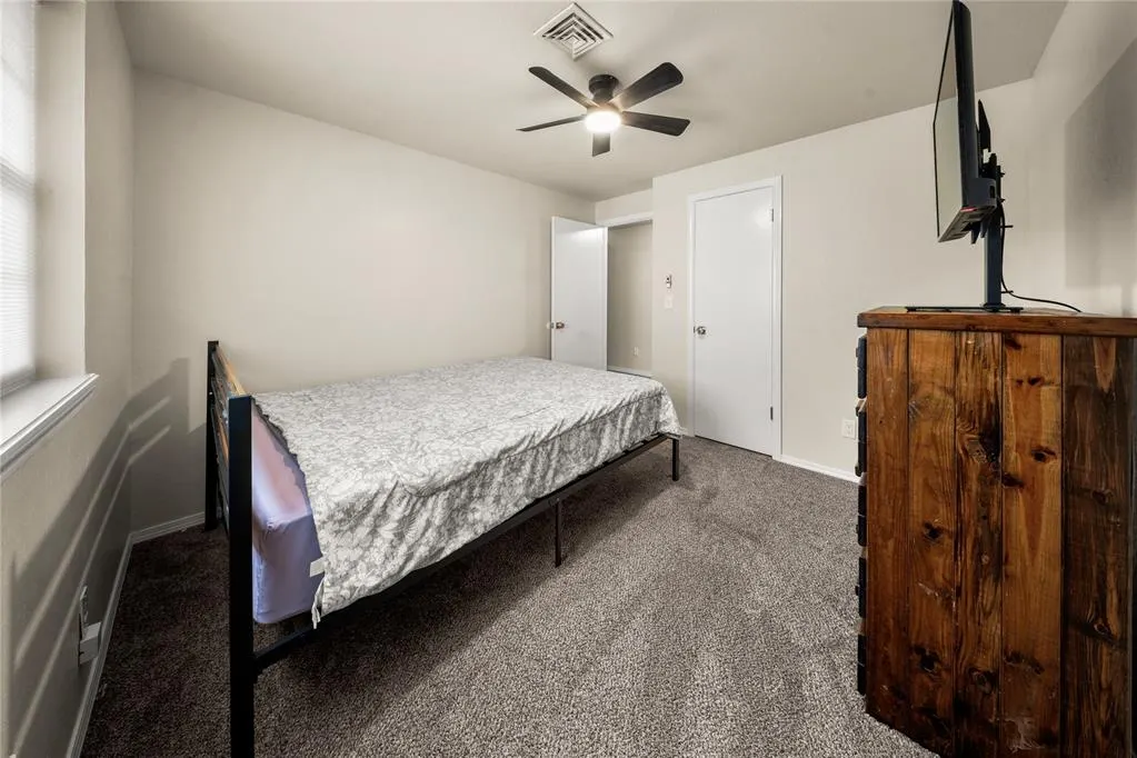 Photo 11 — 8400 S Villa Avenue, Oklahoma City, OK 73159