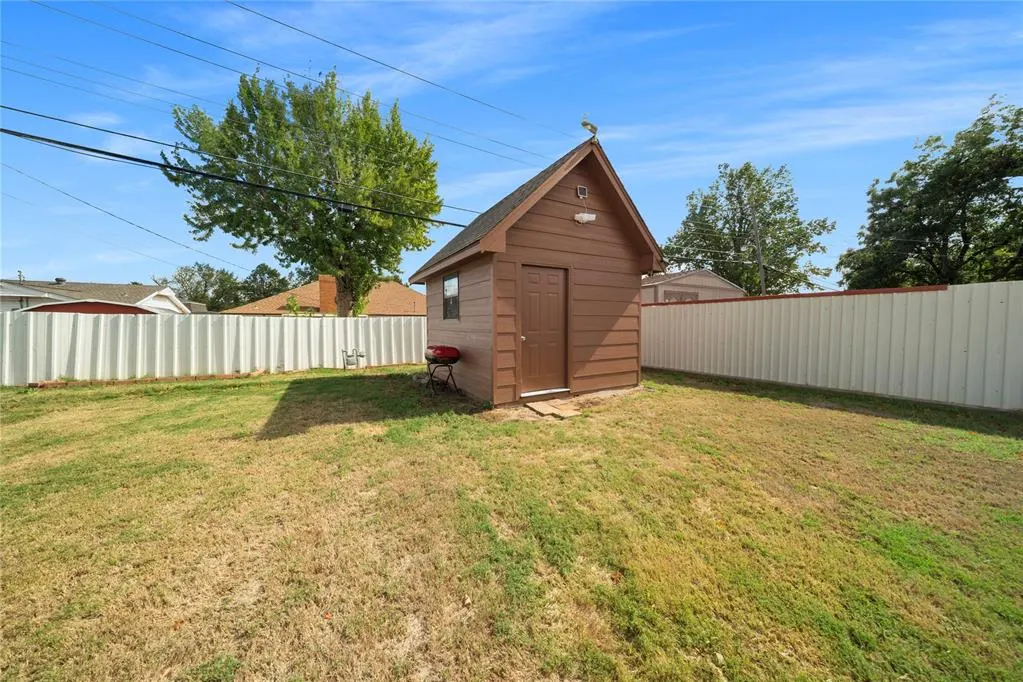 Photo 16 — 8400 S Villa Avenue, Oklahoma City, OK 73159