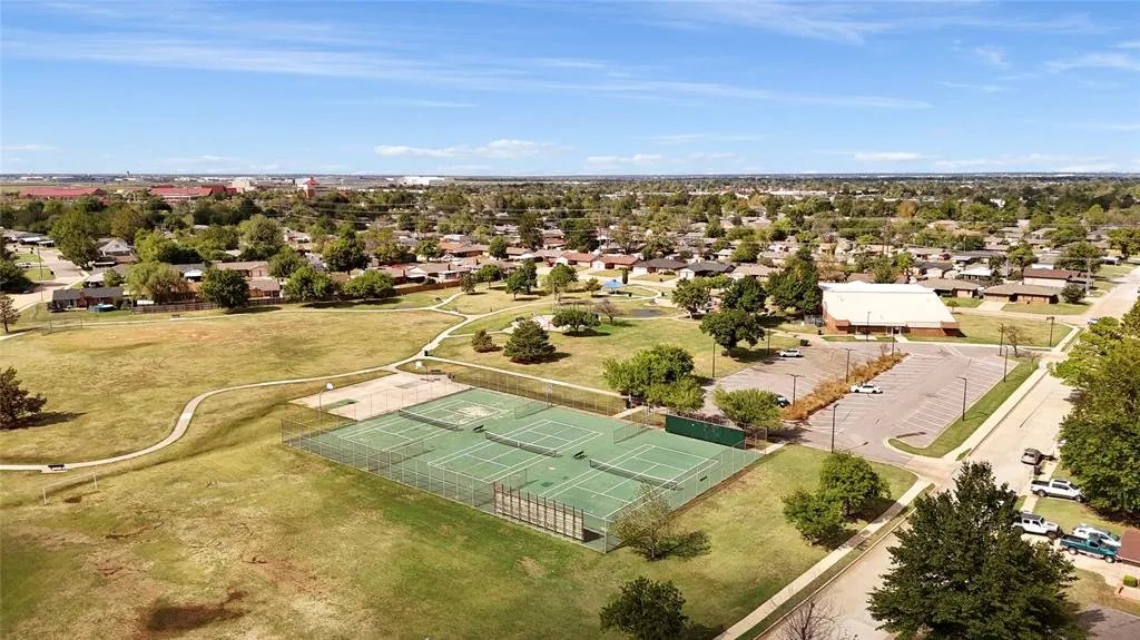 Photo 18 — 8400 S Villa Avenue, Oklahoma City, OK 73159