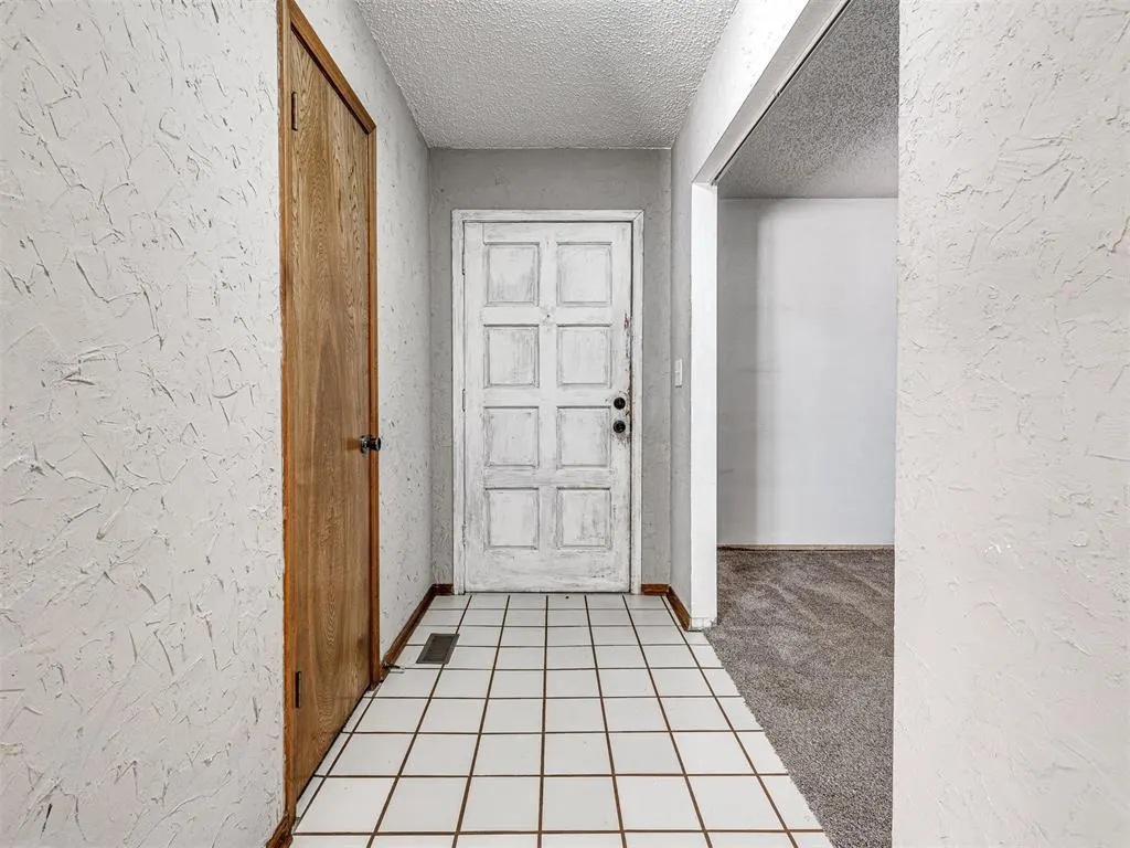 Photo 16 — 311 Christopher Drive, Chickasha, OK 73018