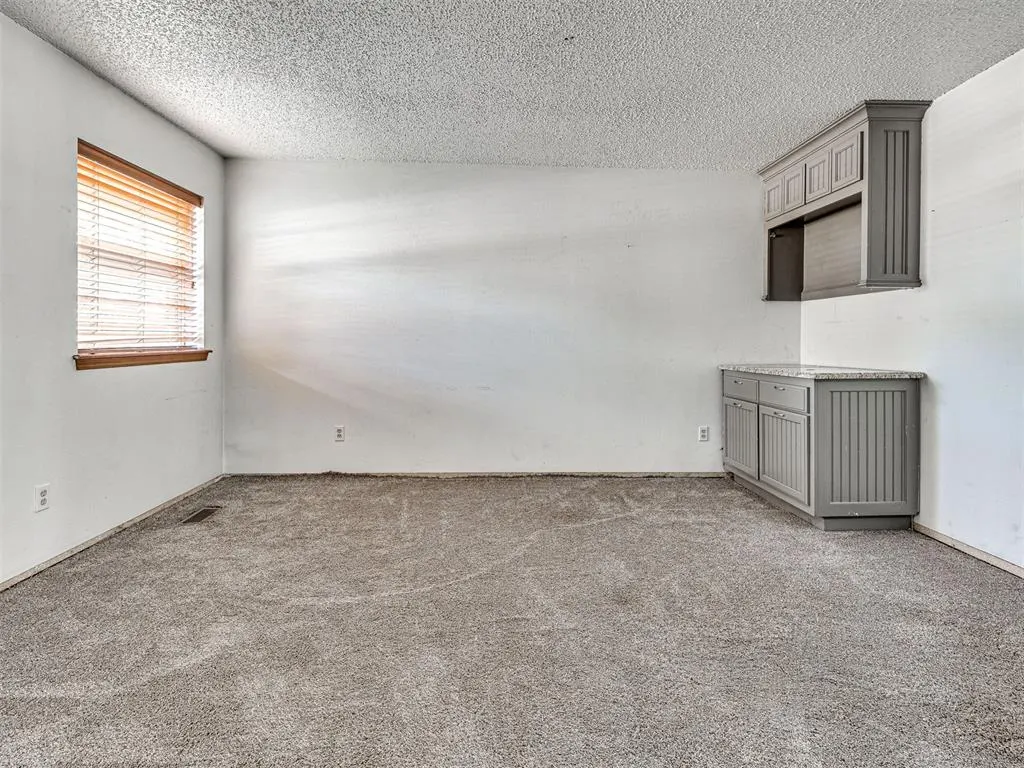 Photo 17 — 311 Christopher Drive, Chickasha, OK 73018
