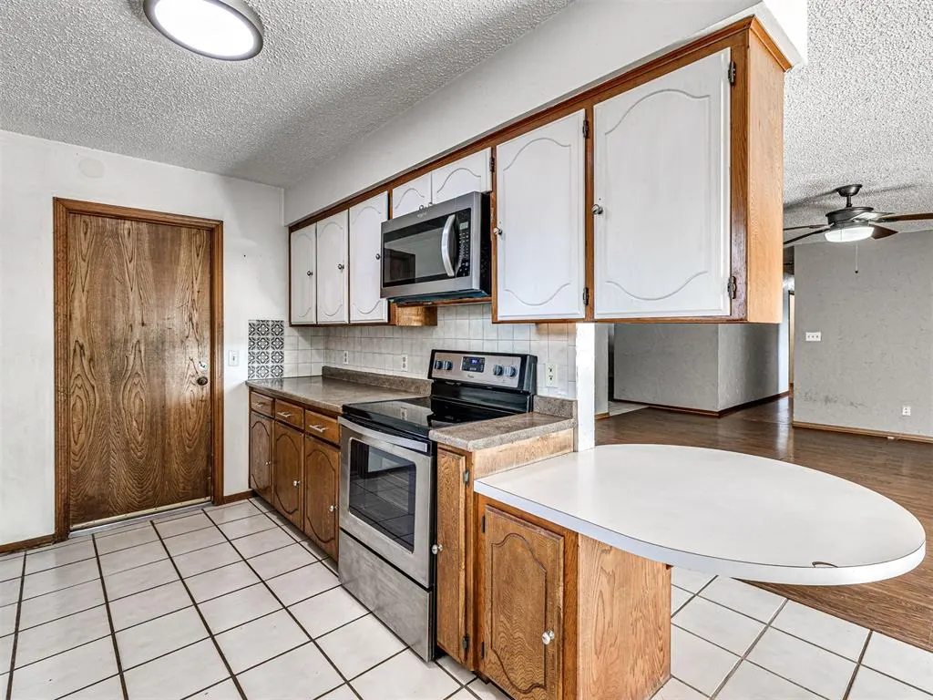 Photo 30 — 311 Christopher Drive, Chickasha, OK 73018