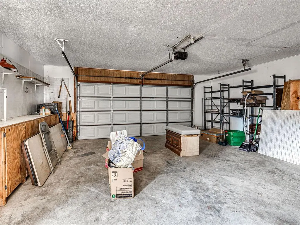 Photo 32 — 311 Christopher Drive, Chickasha, OK 73018
