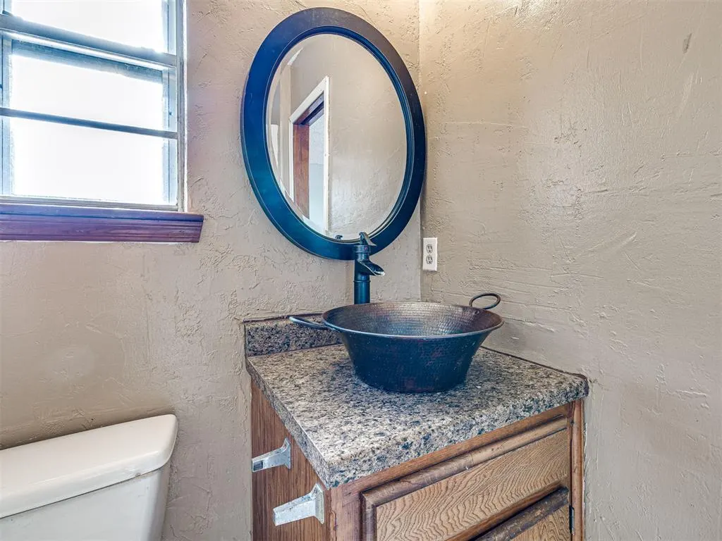 Photo 40 — 311 Christopher Drive, Chickasha, OK 73018