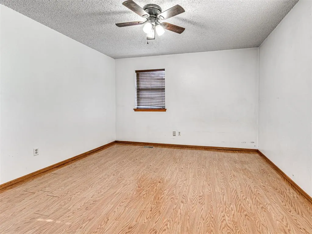 Photo 41 — 311 Christopher Drive, Chickasha, OK 73018