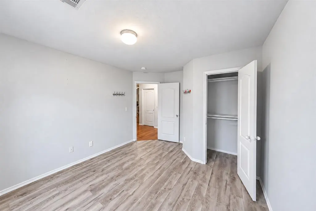 Photo 8 — 6100 Courtyards Court, Oklahoma City, OK 73149