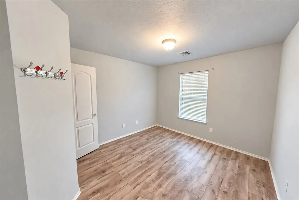 Photo 9 — 6100 Courtyards Court, Oklahoma City, OK 73149