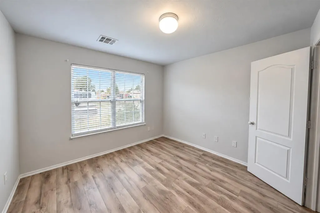 Photo 12 — 6100 Courtyards Court, Oklahoma City, OK 73149