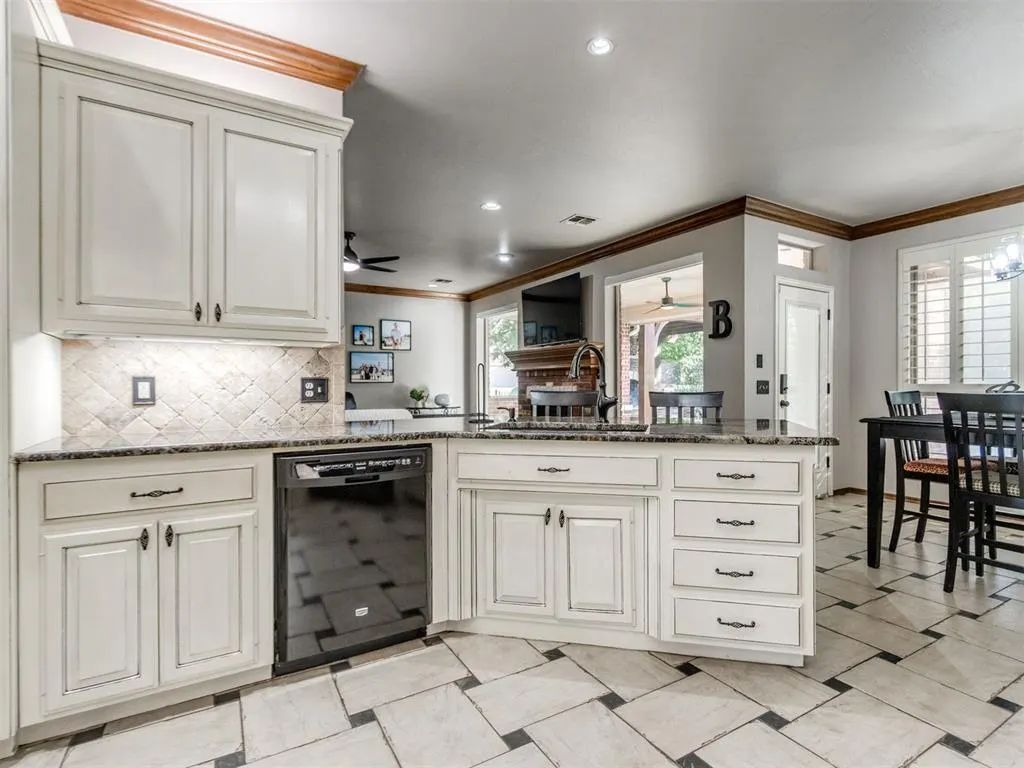 Photo 16 — 18470 N Antler Way, Edmond, OK 73012