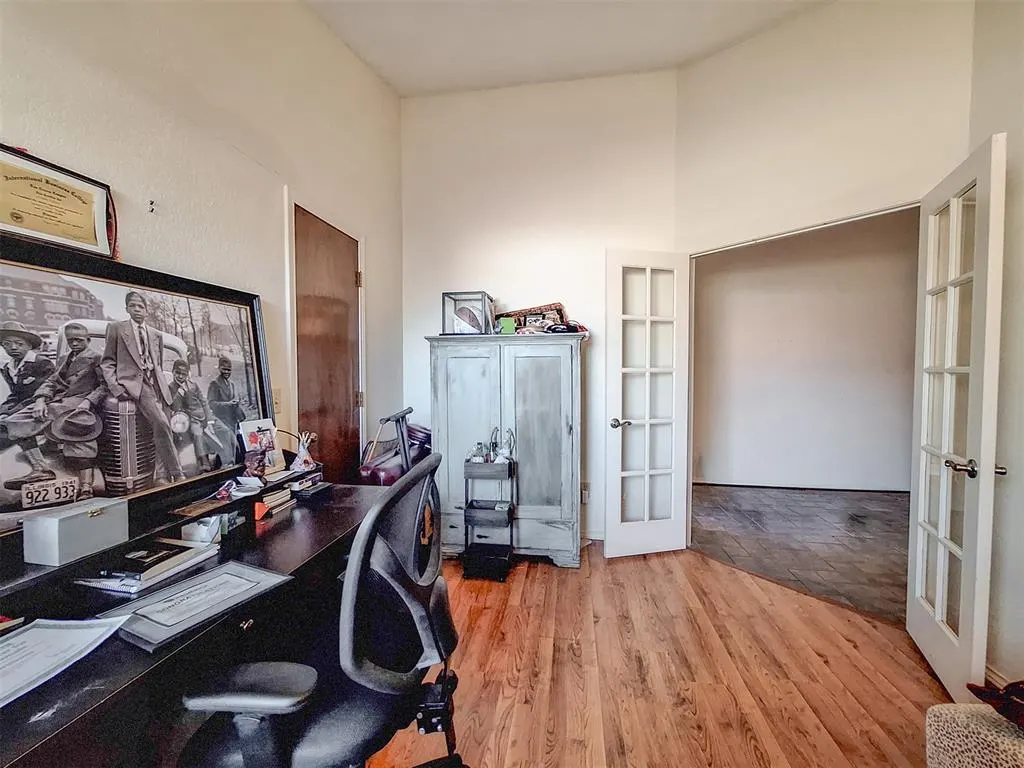 Photo 11 — 12817 Westcourt, Oklahoma City, OK 73142