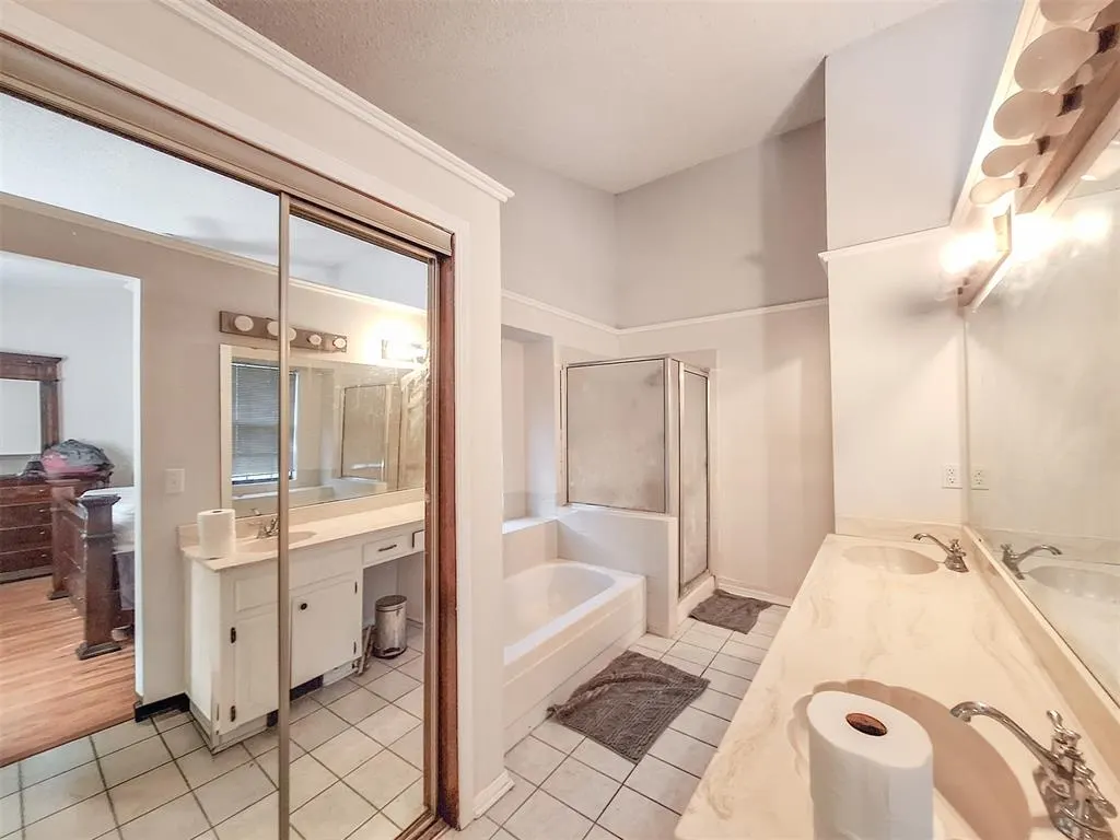 Photo 15 — 12817 Westcourt, Oklahoma City, OK 73142