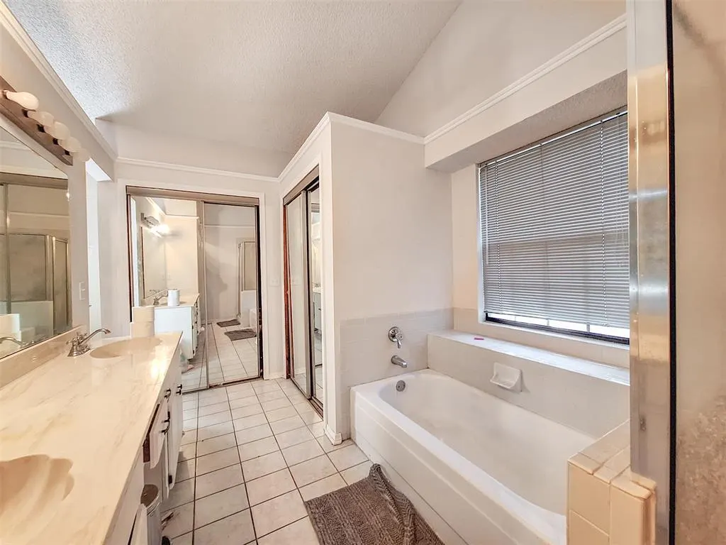 Photo 17 — 12817 Westcourt, Oklahoma City, OK 73142