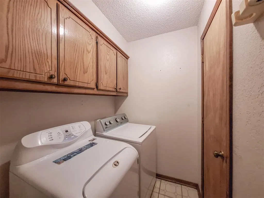 Photo 18 — 12817 Westcourt, Oklahoma City, OK 73142