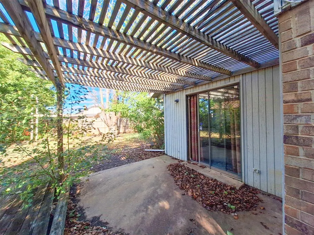 Photo 21 — 12817 Westcourt, Oklahoma City, OK 73142