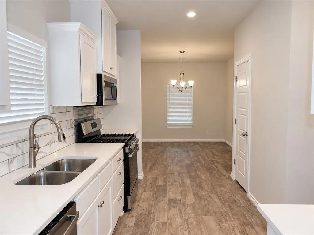 Photo 3 — 1741 NE 11th Street, Oklahoma City, OK 73117