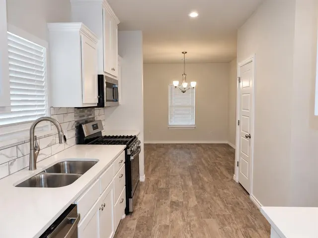 Photo 3 — 1741 NE 11th Street, Oklahoma City, OK 73117