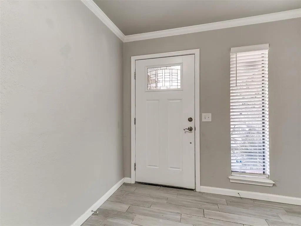 Photo 14 — 3725 Summerwind Avenue, Oklahoma City, OK 73179