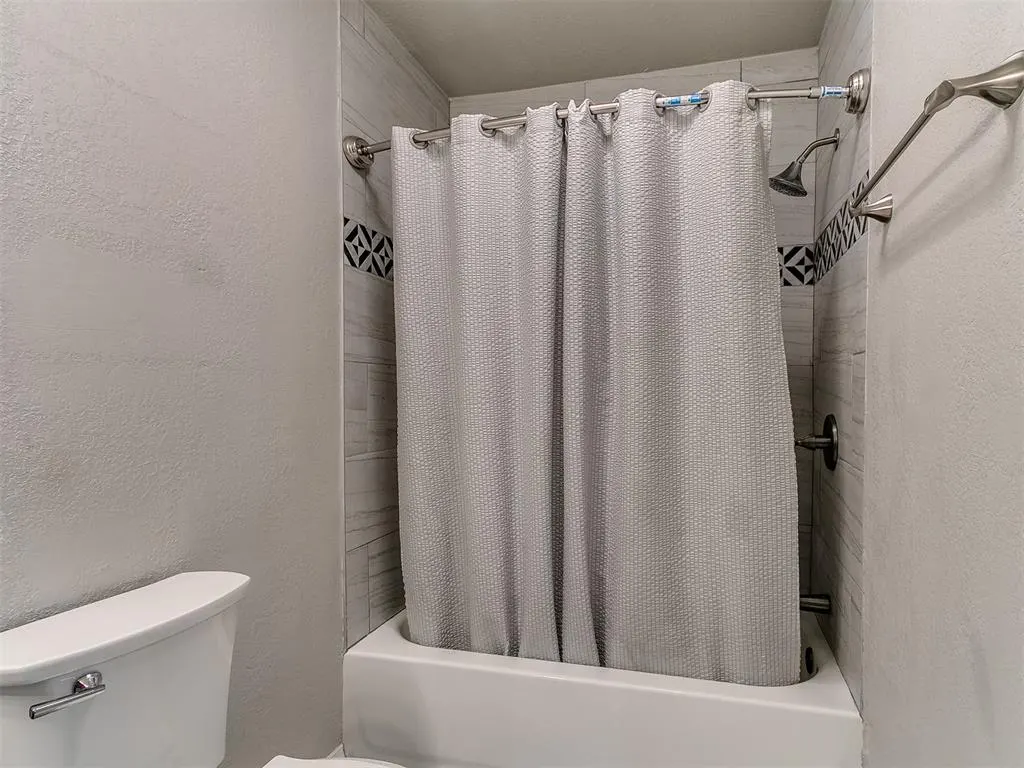 Photo 24 — 3725 Summerwind Avenue, Oklahoma City, OK 73179