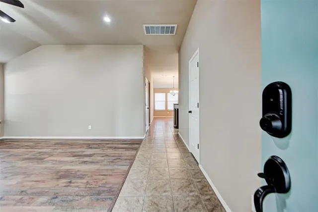 Photo 3 — 2709 NW 186th Street, Edmond, OK 73012
