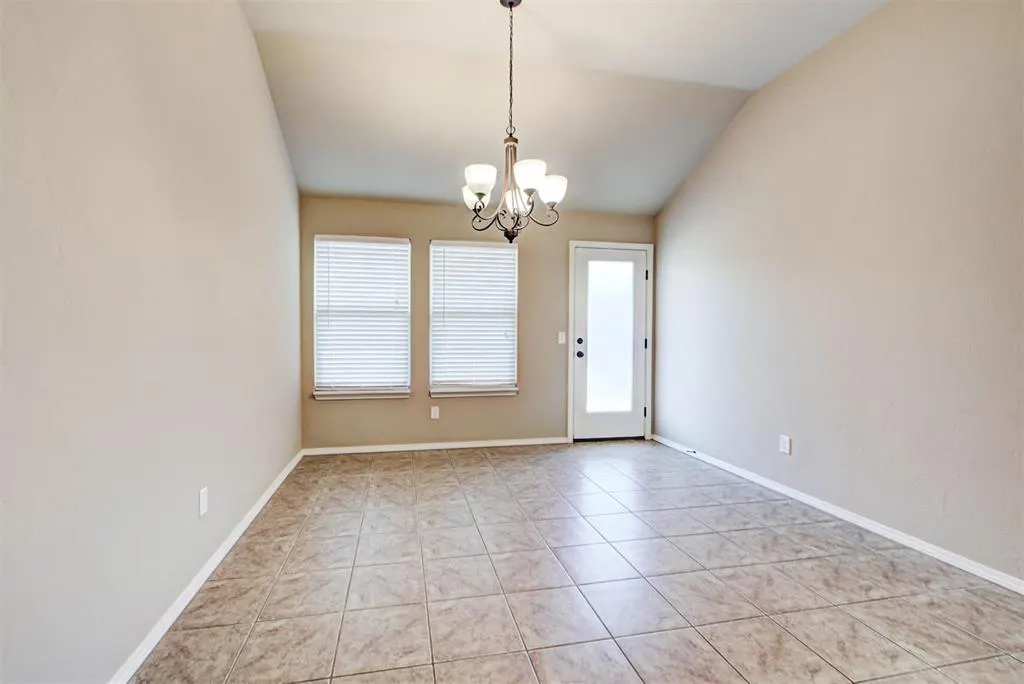 Photo 12 — 2709 NW 186th Street, Edmond, OK 73012