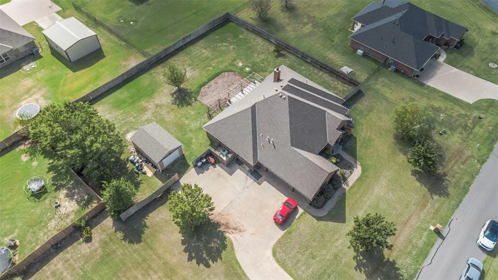 Photo 3 — 4658 Hillcrest Lane, Edmond, OK 73025