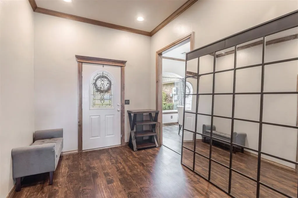 Photo 5 — 4658 Hillcrest Lane, Edmond, OK 73025