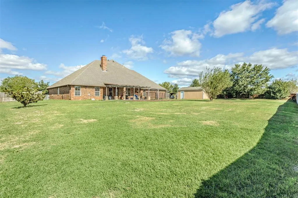 Photo 34 — 4658 Hillcrest Lane, Edmond, OK 73025