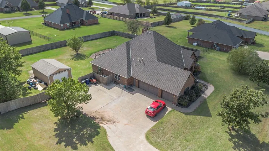 Photo 38 — 4658 Hillcrest Lane, Edmond, OK 73025