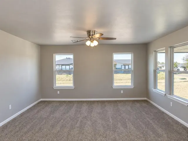 Photo 2 — 1436 NE 12th Street, Oklahoma City, OK 73117