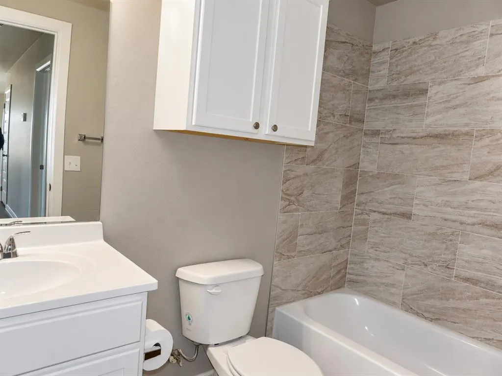 Photo 10 — 1436 NE 12th Street, Oklahoma City, OK 73117