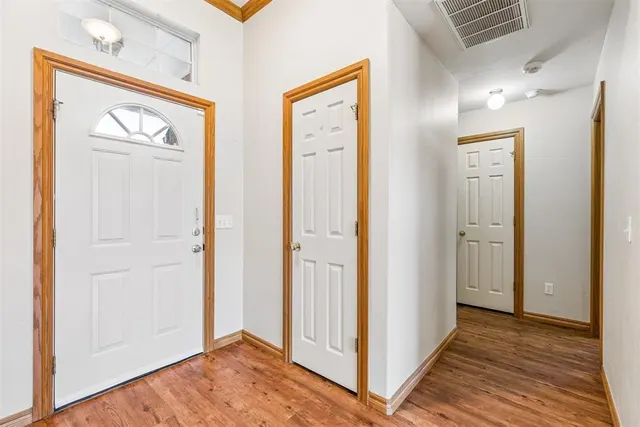 Photo 3 — 904 SW 39th Street, Moore, OK 73160
