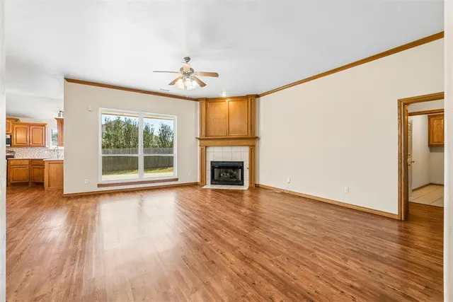 Photo 6 — 904 SW 39th Street, Moore, OK 73160