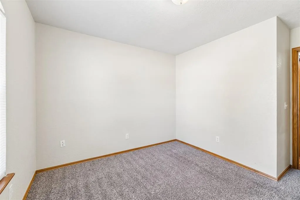 Photo 33 — 904 SW 39th Street, Moore, OK 73160