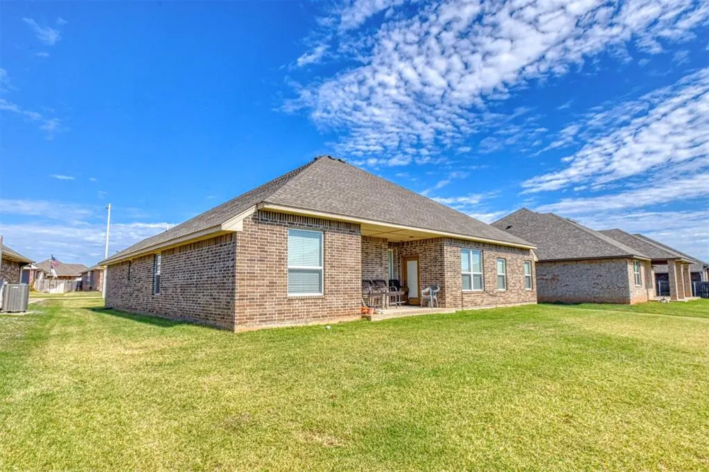 Photo 38 — 2900 summit crossing Parkway, Norman, OK 73071