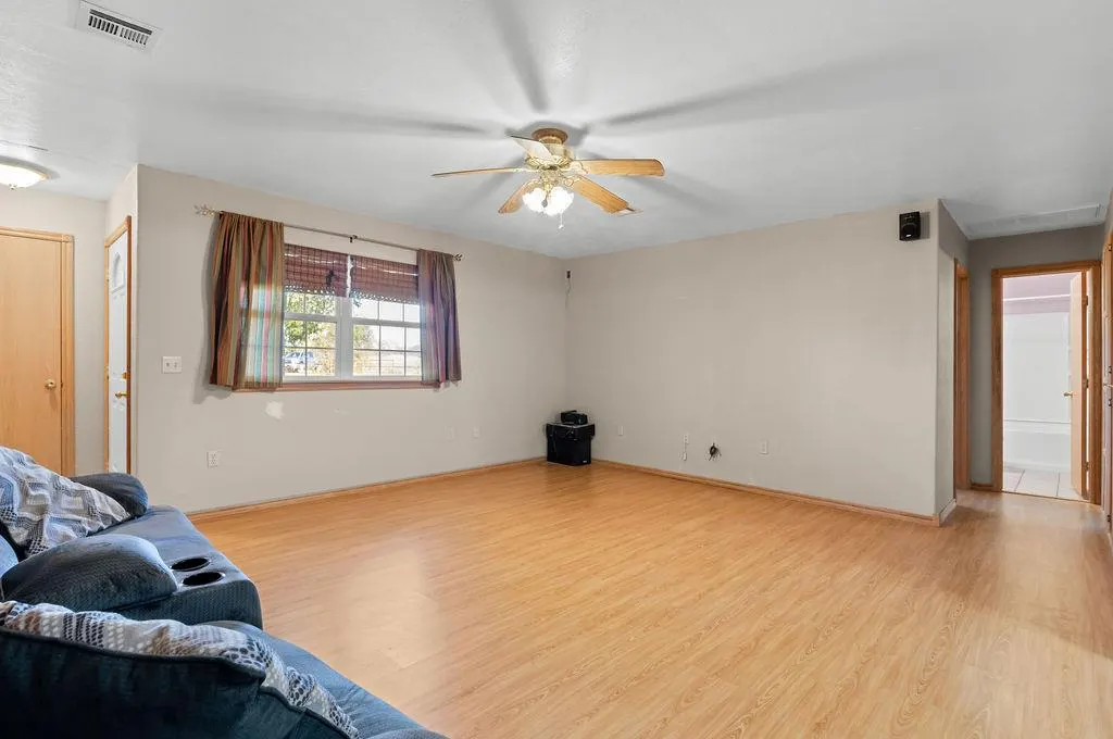 Photo 3 — 35198 EW 1180 Road, Earlsboro, OK 74840