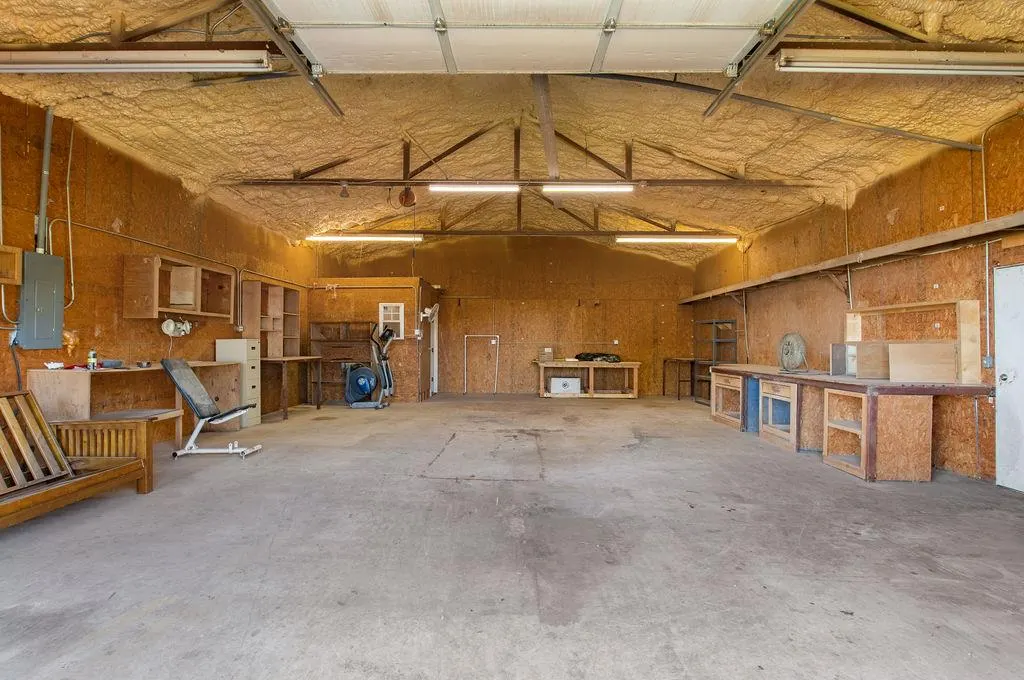 Photo 38 — 35198 EW 1180 Road, Earlsboro, OK 74840