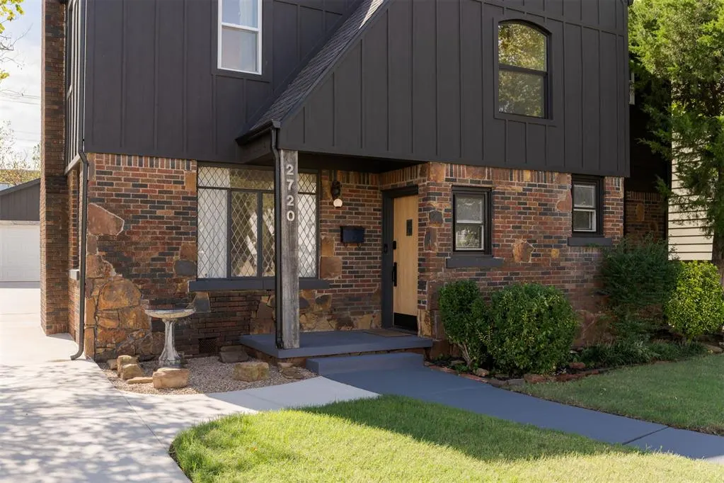 Photo 6 — 2720 NW 25th Street, Oklahoma City, OK 73107