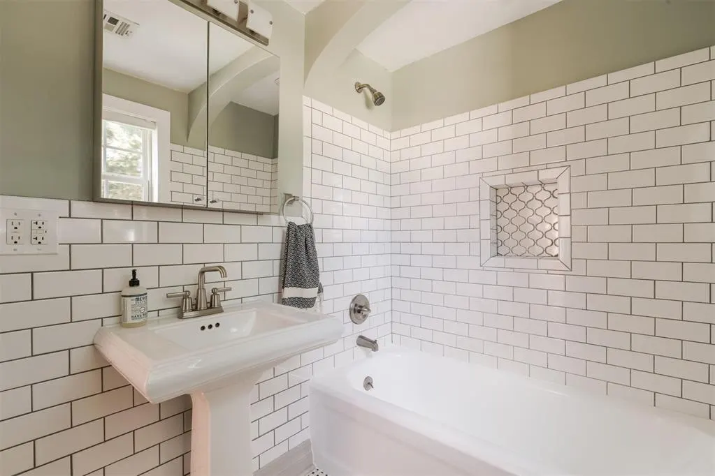 Photo 42 — 2720 NW 25th Street, Oklahoma City, OK 73107