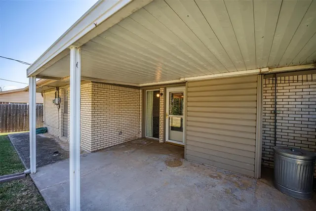 Photo 8 — 4225 NW 31st Terrace, Oklahoma City, OK 73112
