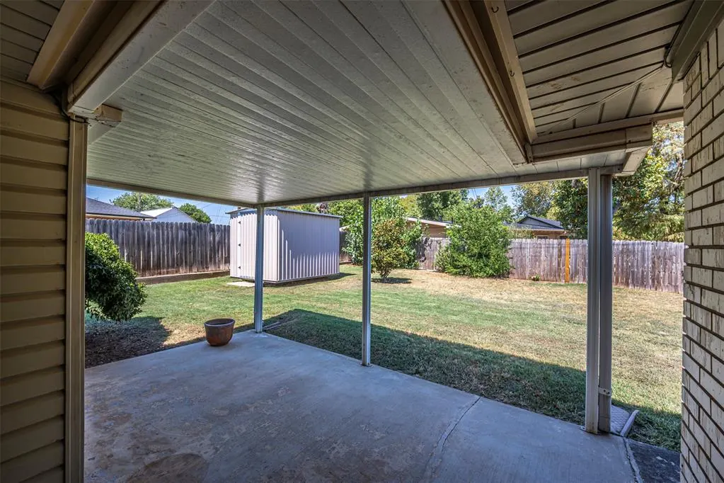 Photo 9 — 4225 NW 31st Terrace, Oklahoma City, OK 73112