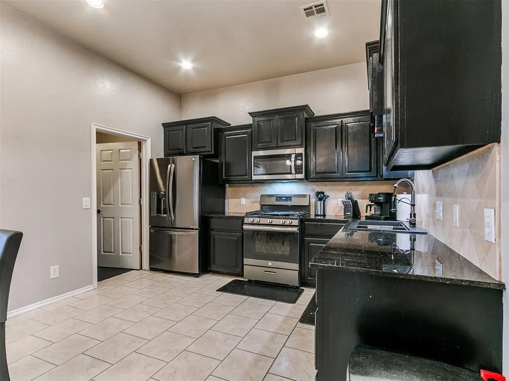 Photo 10 — 11550 Stonecrest, Guthrie, OK 73044