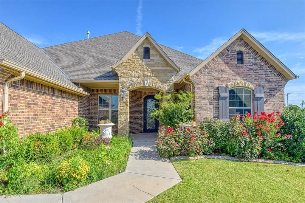 Photo 3 — 13500 Matera Circle, Oklahoma City, OK 73170