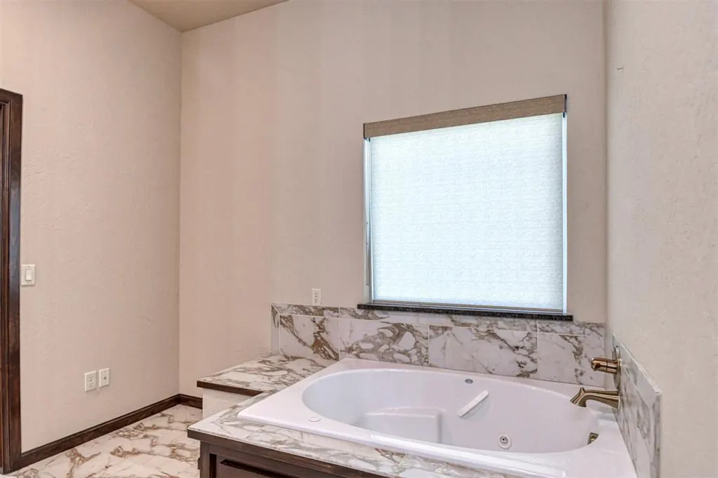 Photo 41 — 13500 Matera Circle, Oklahoma City, OK 73170